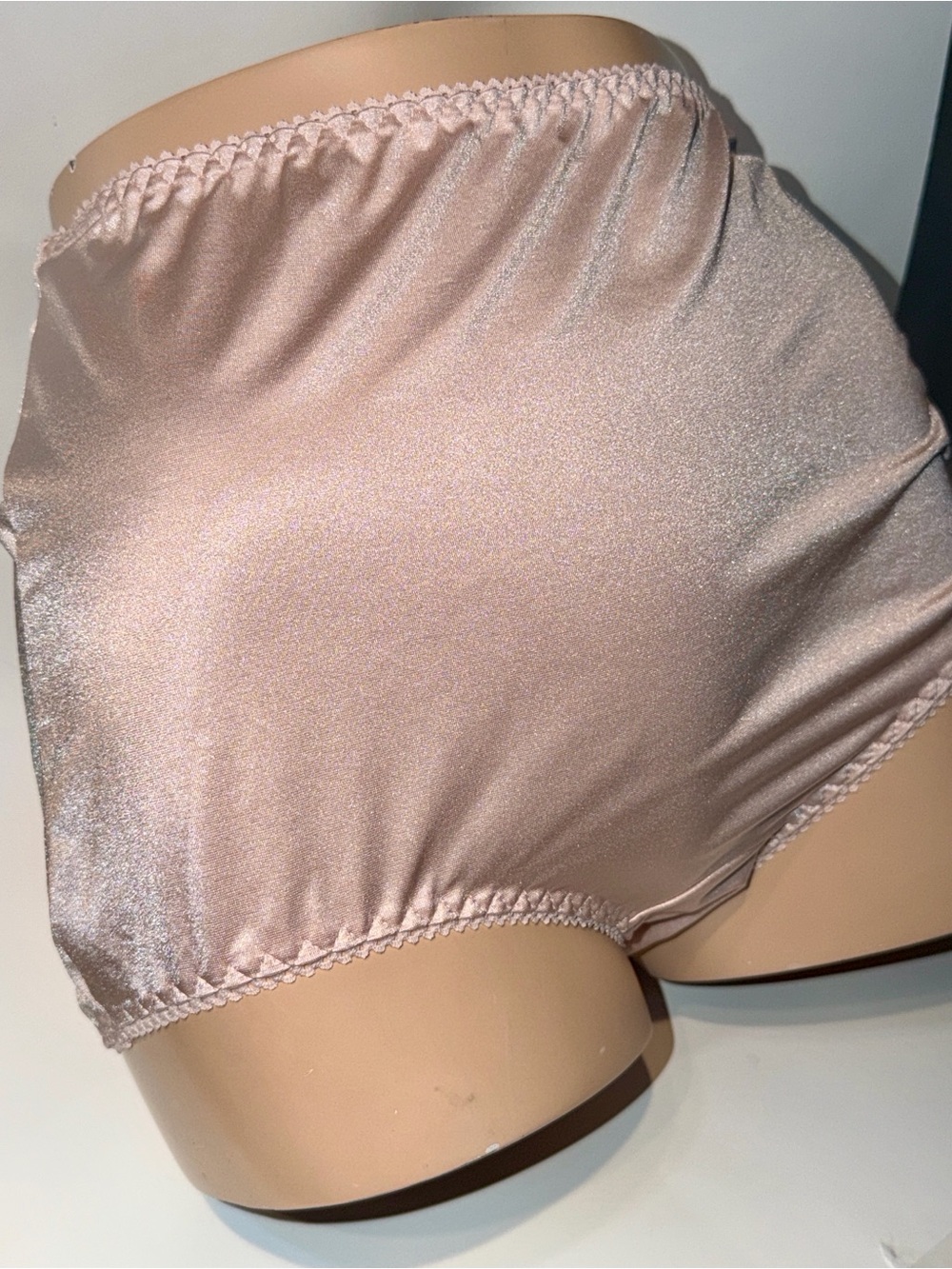 Vanity Fair Sweet Pink Shiny Satin Brief Panty #40301 Nylon Blend Granny 10/3XL